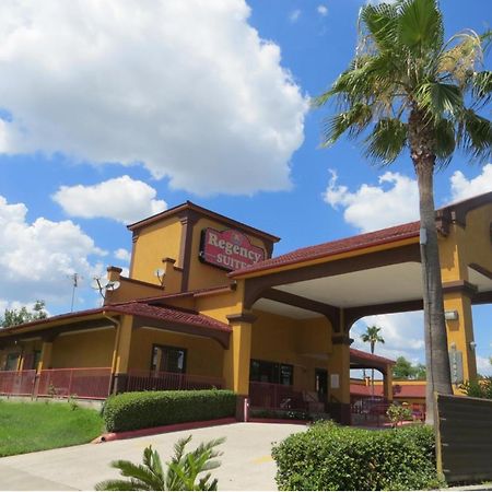 Regency Suites Iah Beltway 8 Houston Exterior foto