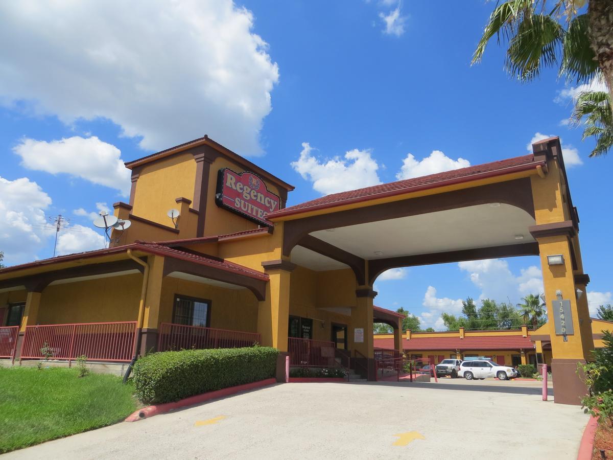 Regency Suites Iah Beltway 8 Houston Exterior foto
